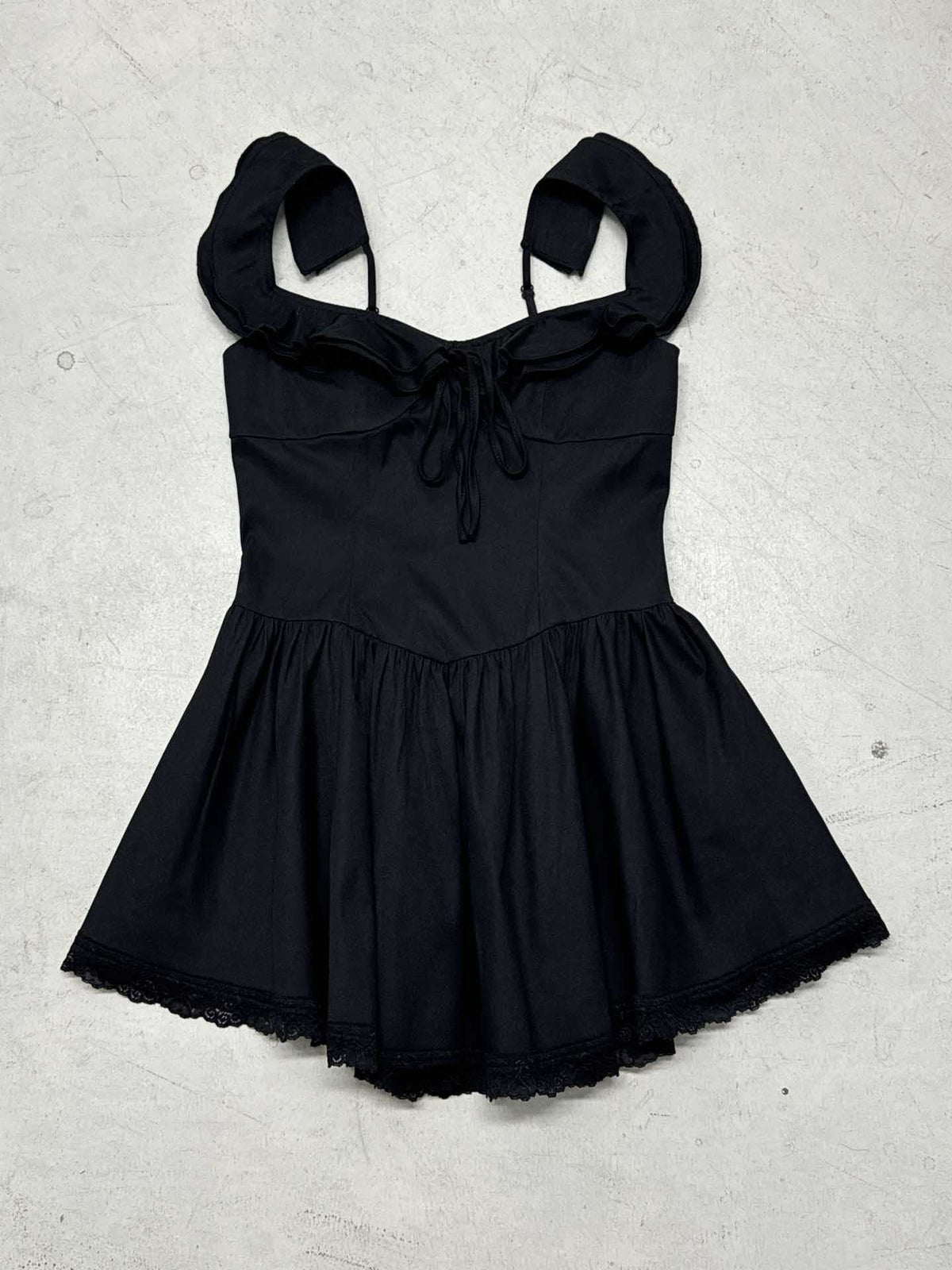 Lace Edge Stitching Depth V-neck Lace-up Dress