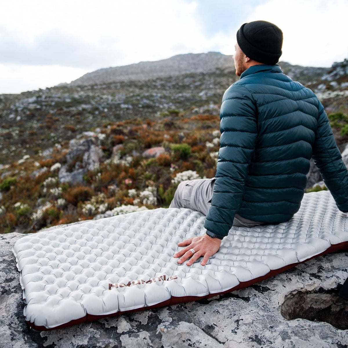 Naturehike TuYe™ R5.8 Ultralight Inflatable Sleeping Pad Mat