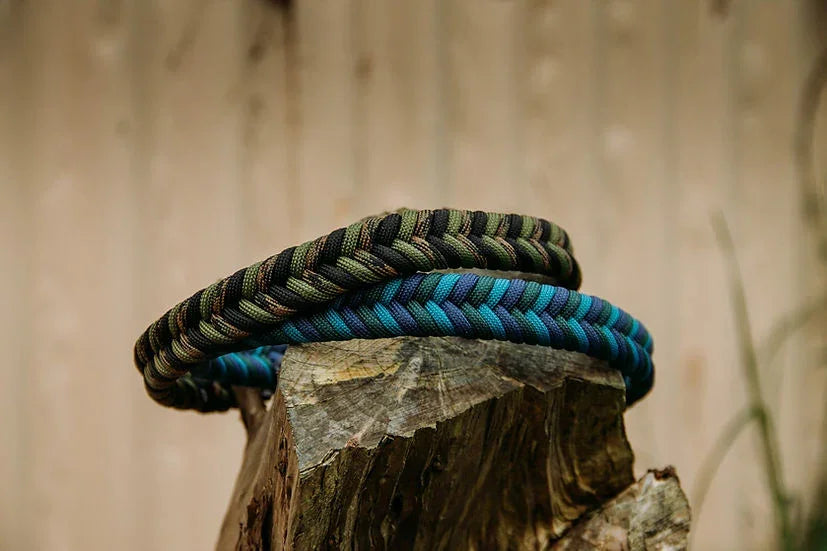 Wild Wonders Braided Collar (Blue) - Handmade Paracord Dog Collar