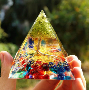 Natural Tiger Eye Orgonite Pyramid Healing Crystals Centerpiece Energy Generator Reiki Chakra Multiplier Orgone Amethyst Meditation