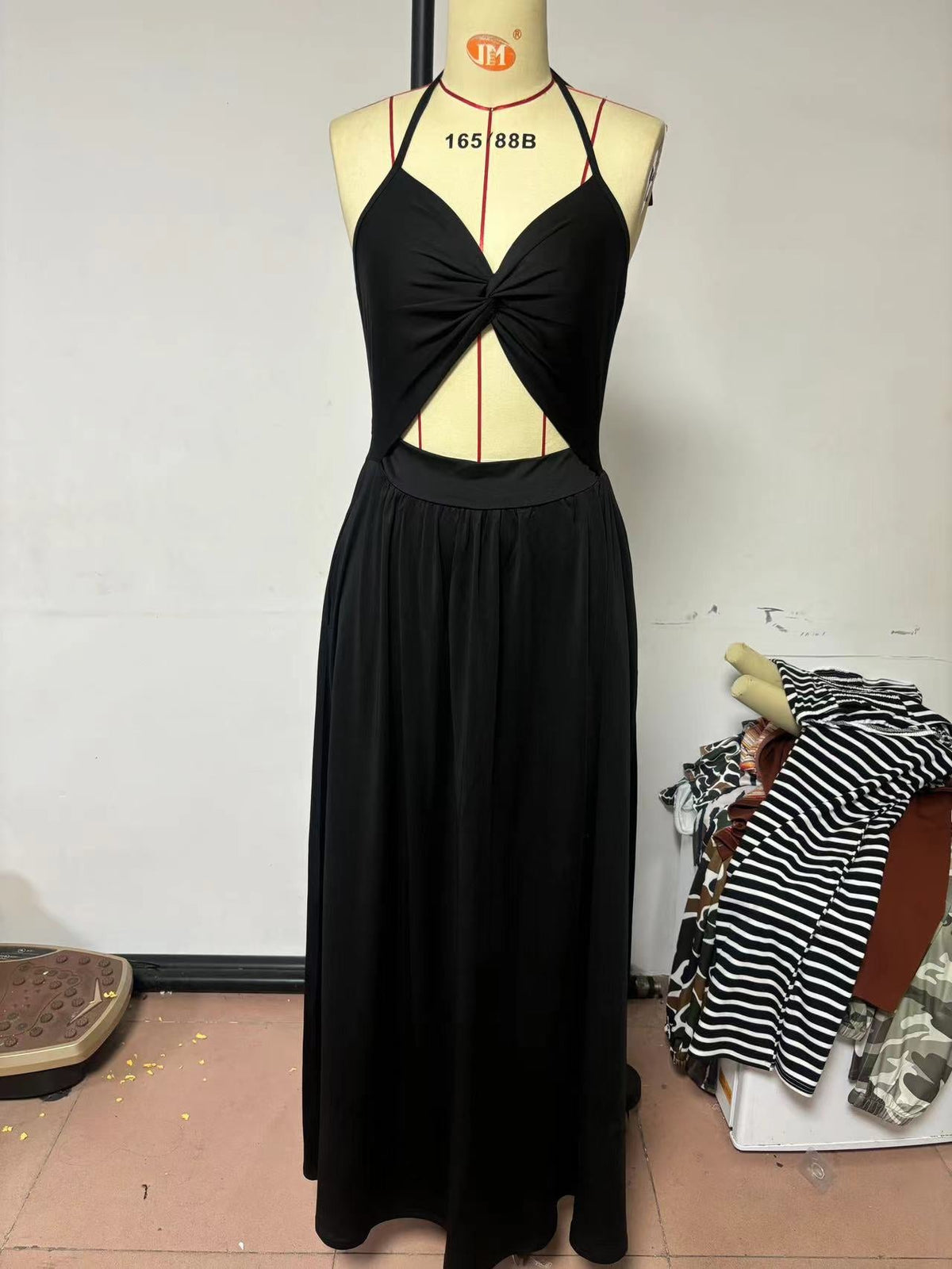 Women's Clothing V-neck Brace Dress Backless