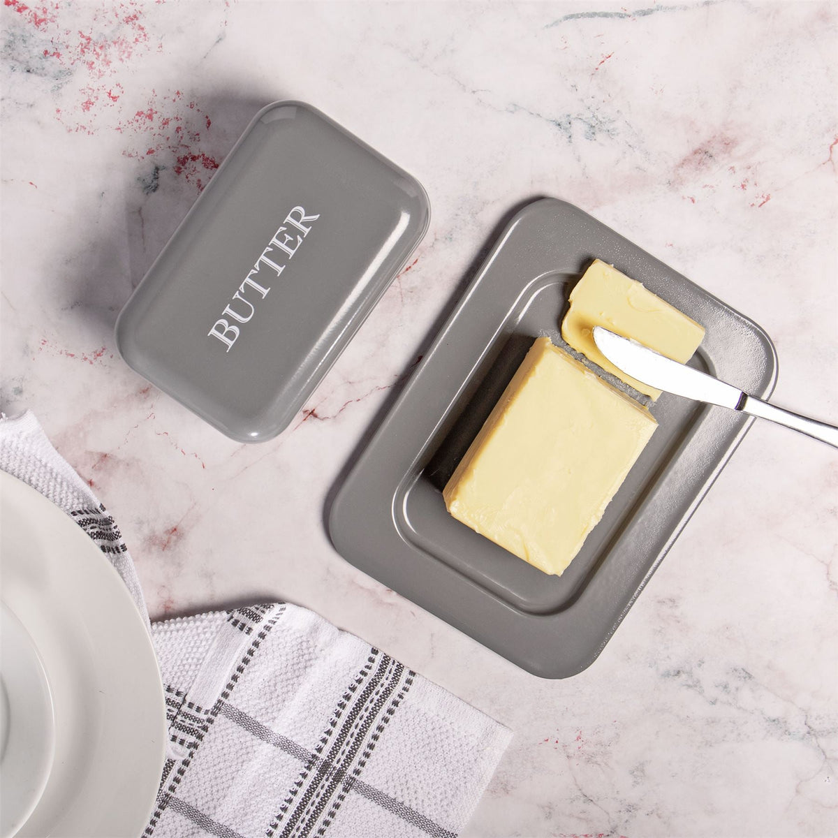 Butter Dish with Lid in Grey | M&W