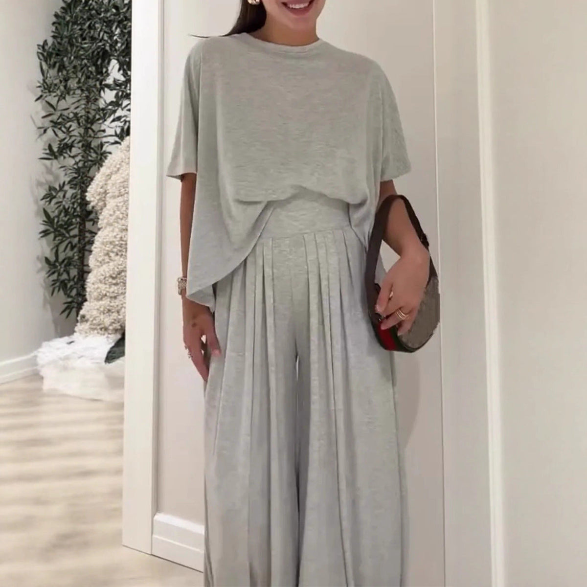 Solid Color Casual Loose Round Neck Wide Leg Pants Women's Suit
