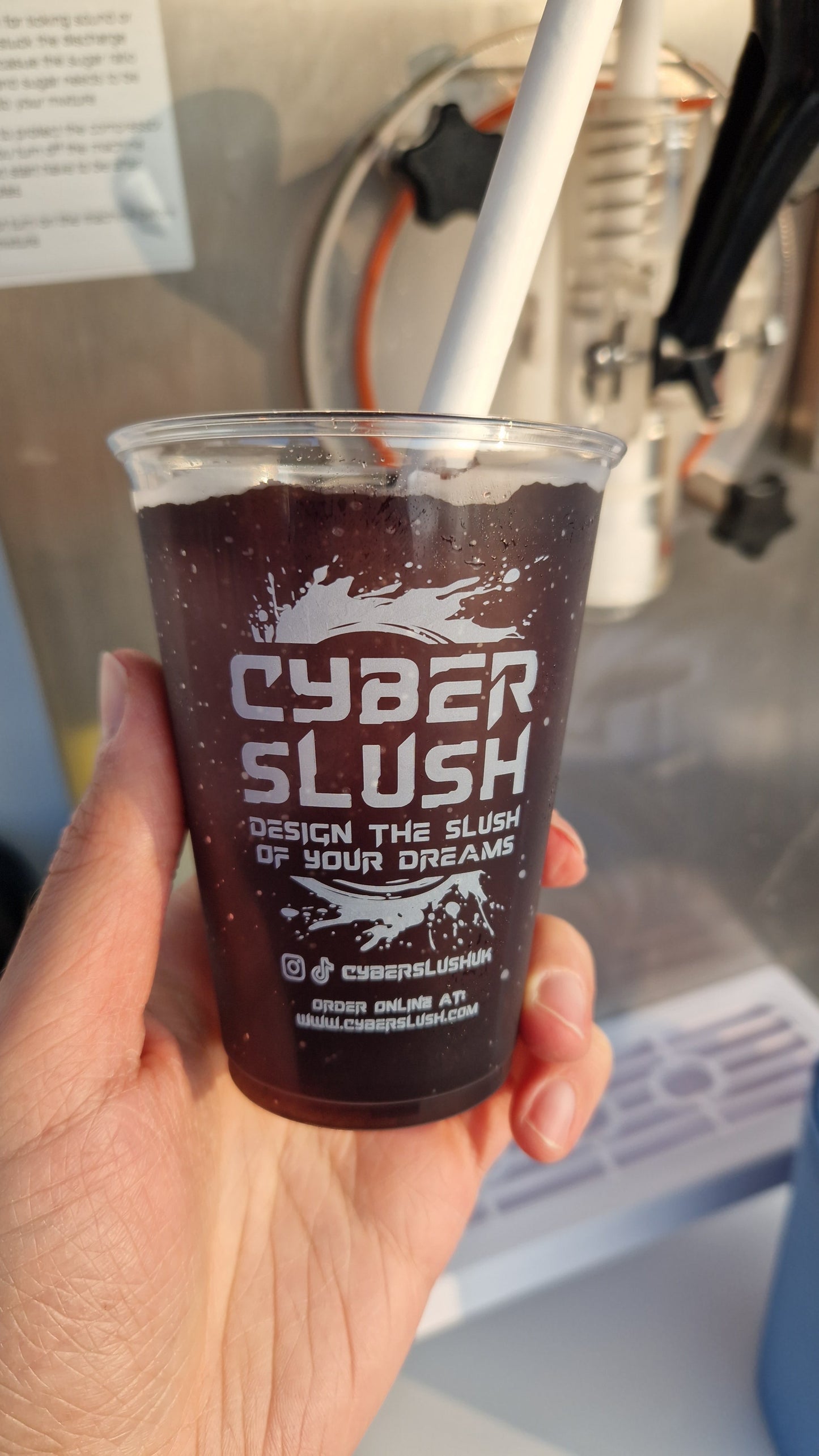 CyberSlush Pineapple Slush Syrup 1L | Glycerol-Free, Vegan & Naturally Flavoured | For Home Slush Machines incl. Ninja® Slushi