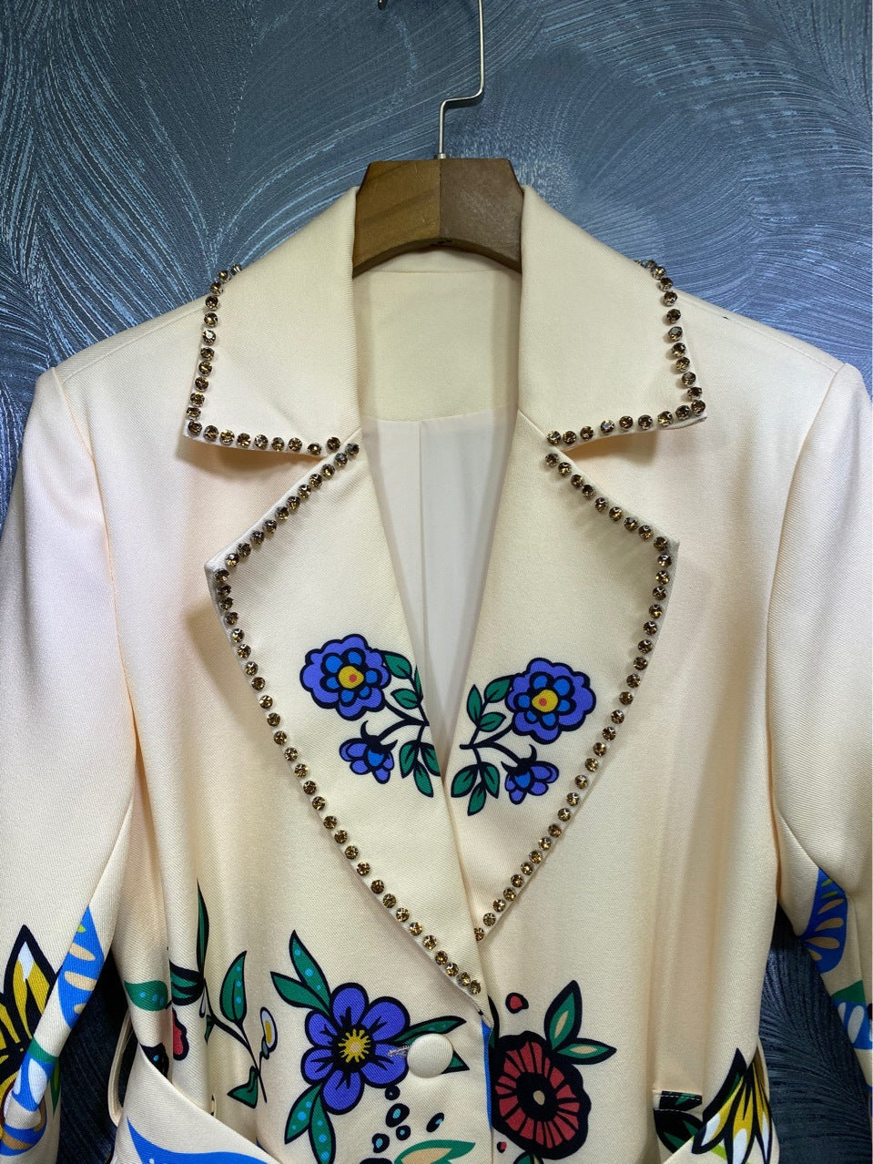 Lapel bead print belt mid-length trench coat