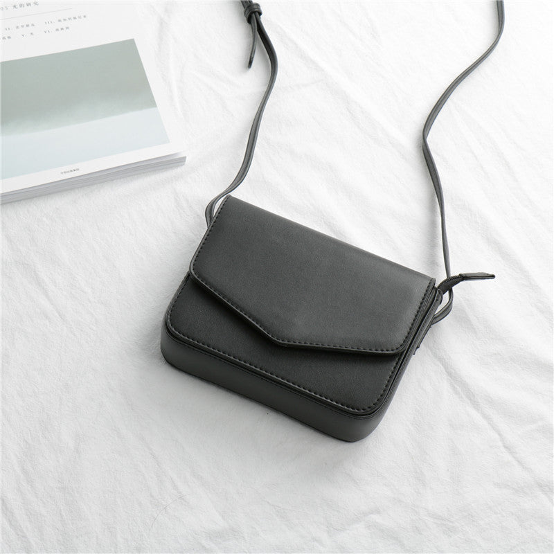Vintage one shoulder messenger bag