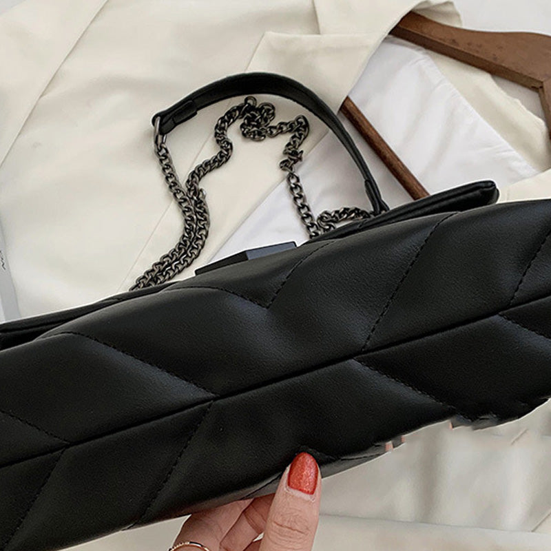 Fashion Ladies Simple Chain Messenger Bag