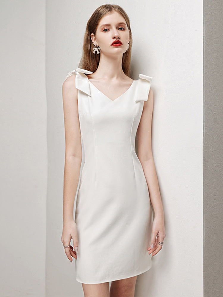 Bowknot Backless Heavy Industry Niche Design Pearl White Temperament Dress