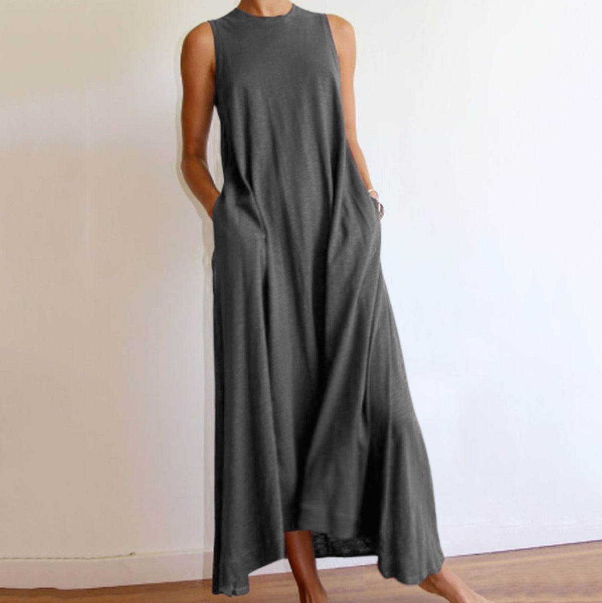 Summer Hot Style Knitted Round Neck Dress Women