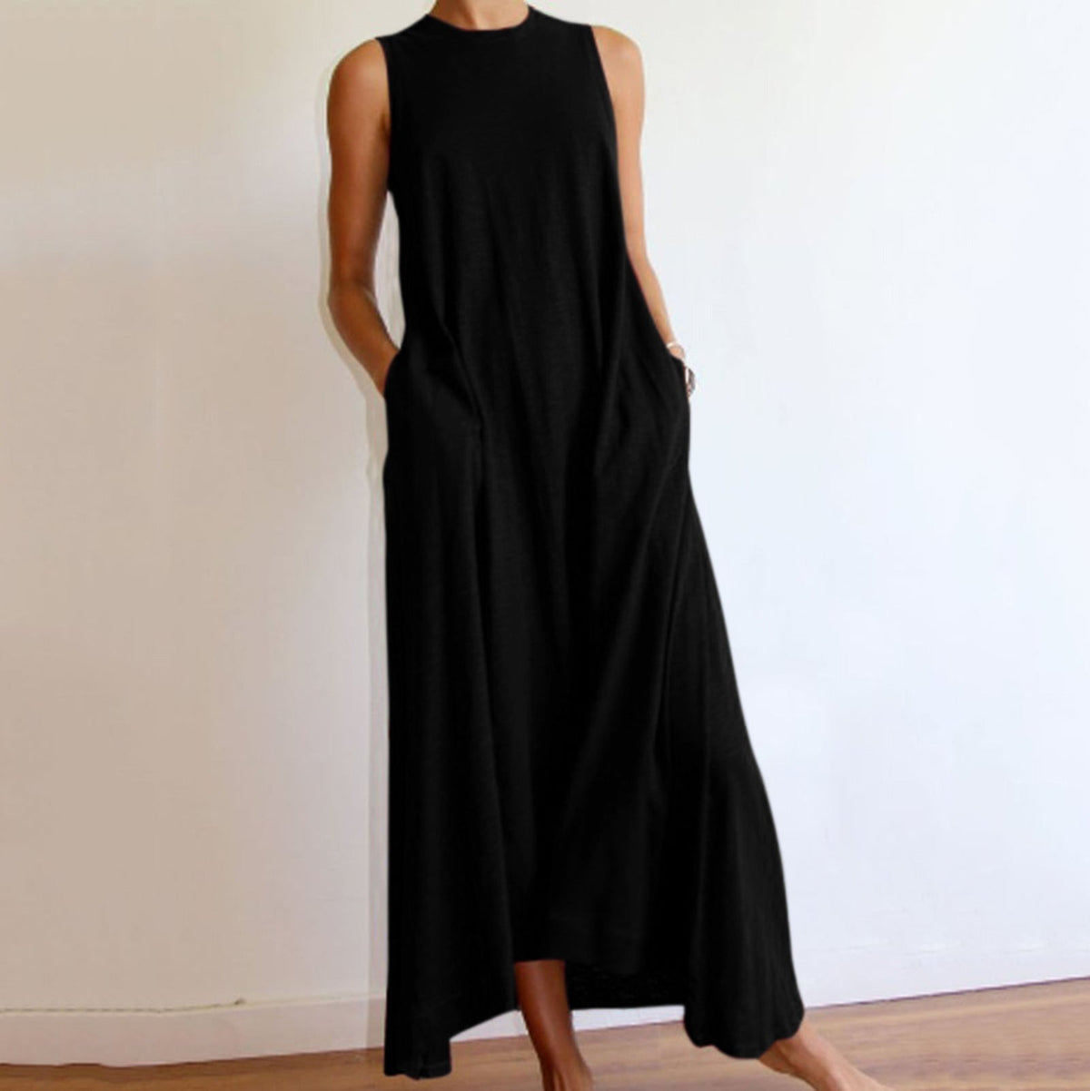 Summer Hot Style Knitted Round Neck Dress Women