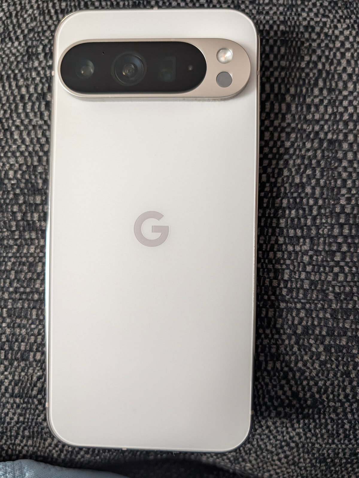 Google Pixel 9 Pro XL 512GB – Porcelain – Used