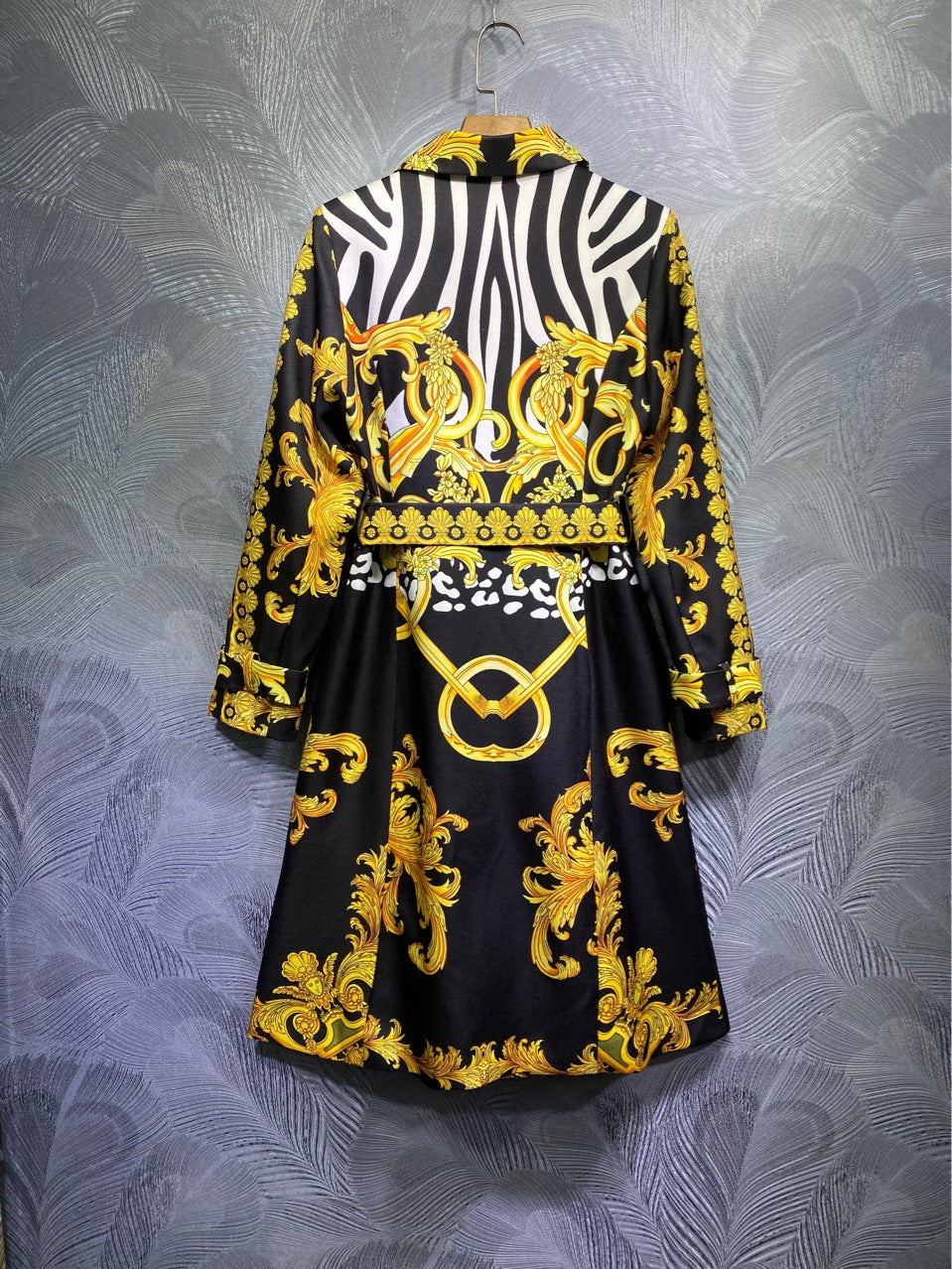 Belt printed long sleeve trench coat