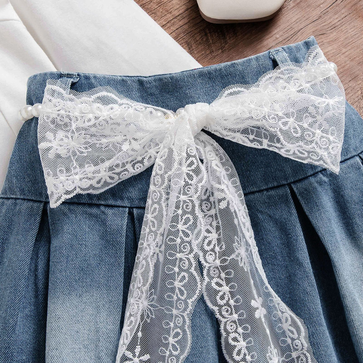 Sweet Dress With White Sleeve Splicing