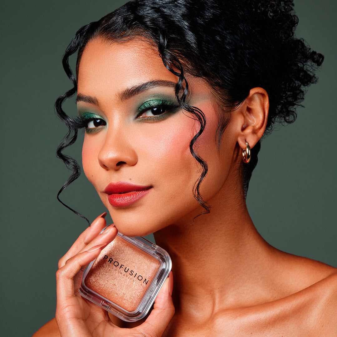 Holo Beam Holographic Highlighter | Baked Powder, Vegan & Cruelty-Free