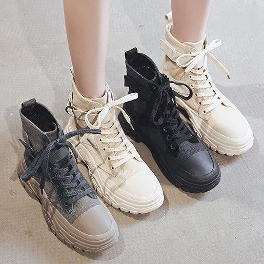Round-Toe Lace-Up Platform Ankle Boots