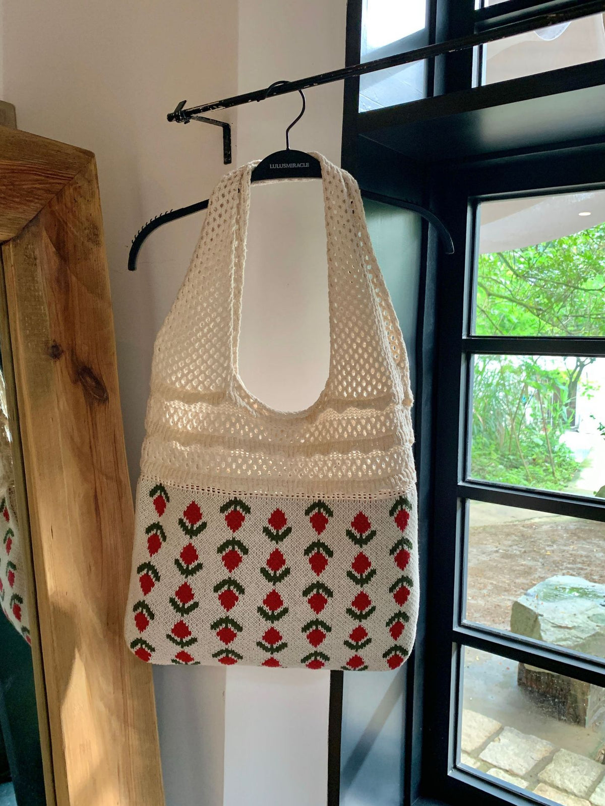 Retro Mesh Hollow Out Women's Shoulder Woven Bag