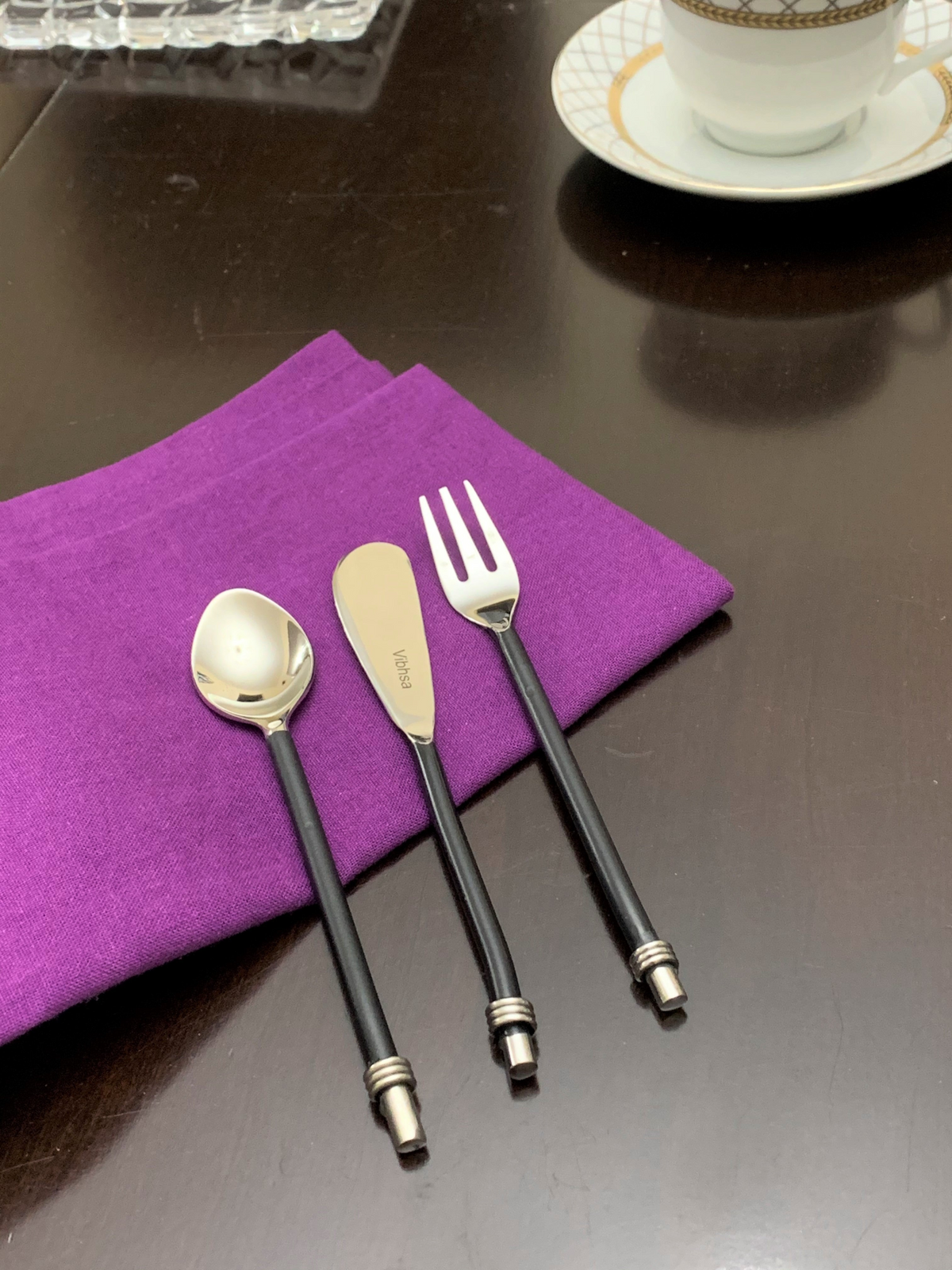Vibhsa Black Silverware 18 Pc's Breakfast Set (Service for 6)