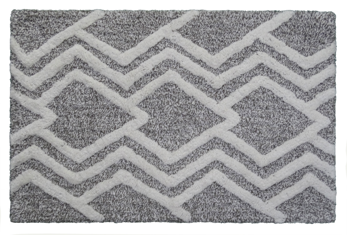 CHICOS HOME Bath Rug Geometric Pattern in Grey & Ivory