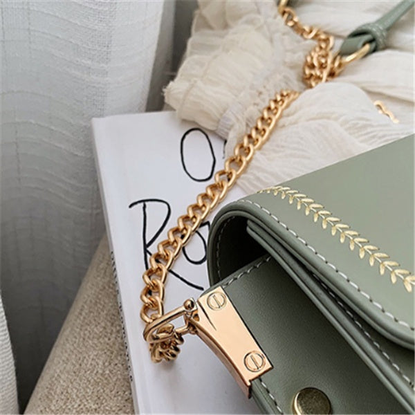 Wild chain small bag