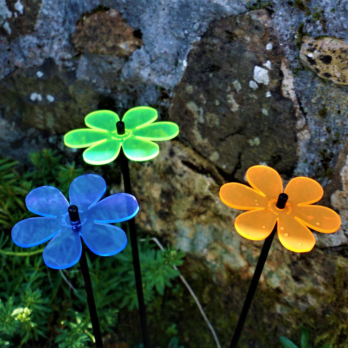 Garden Décor Ornaments Set of 3 'Daisies'