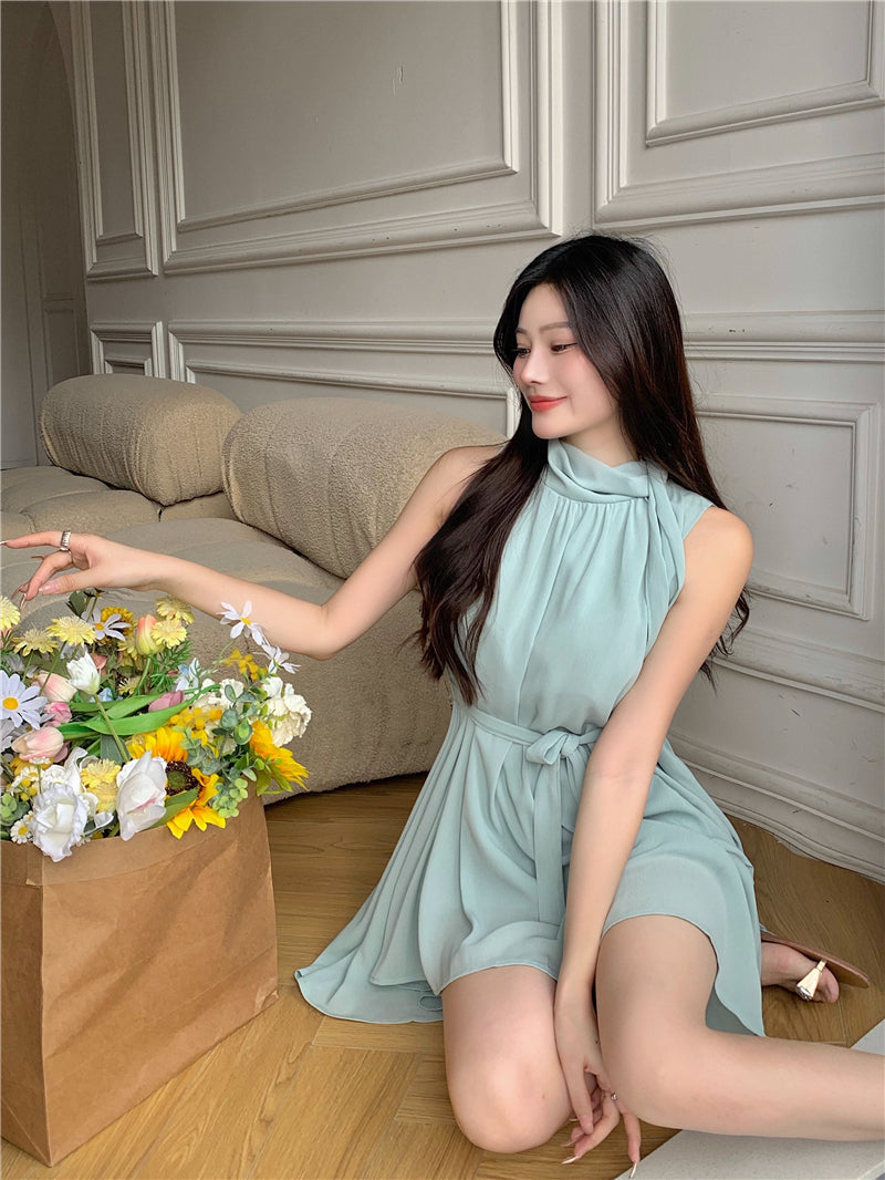 White Neck Dress Designed By Female Minority In Spring And Summer