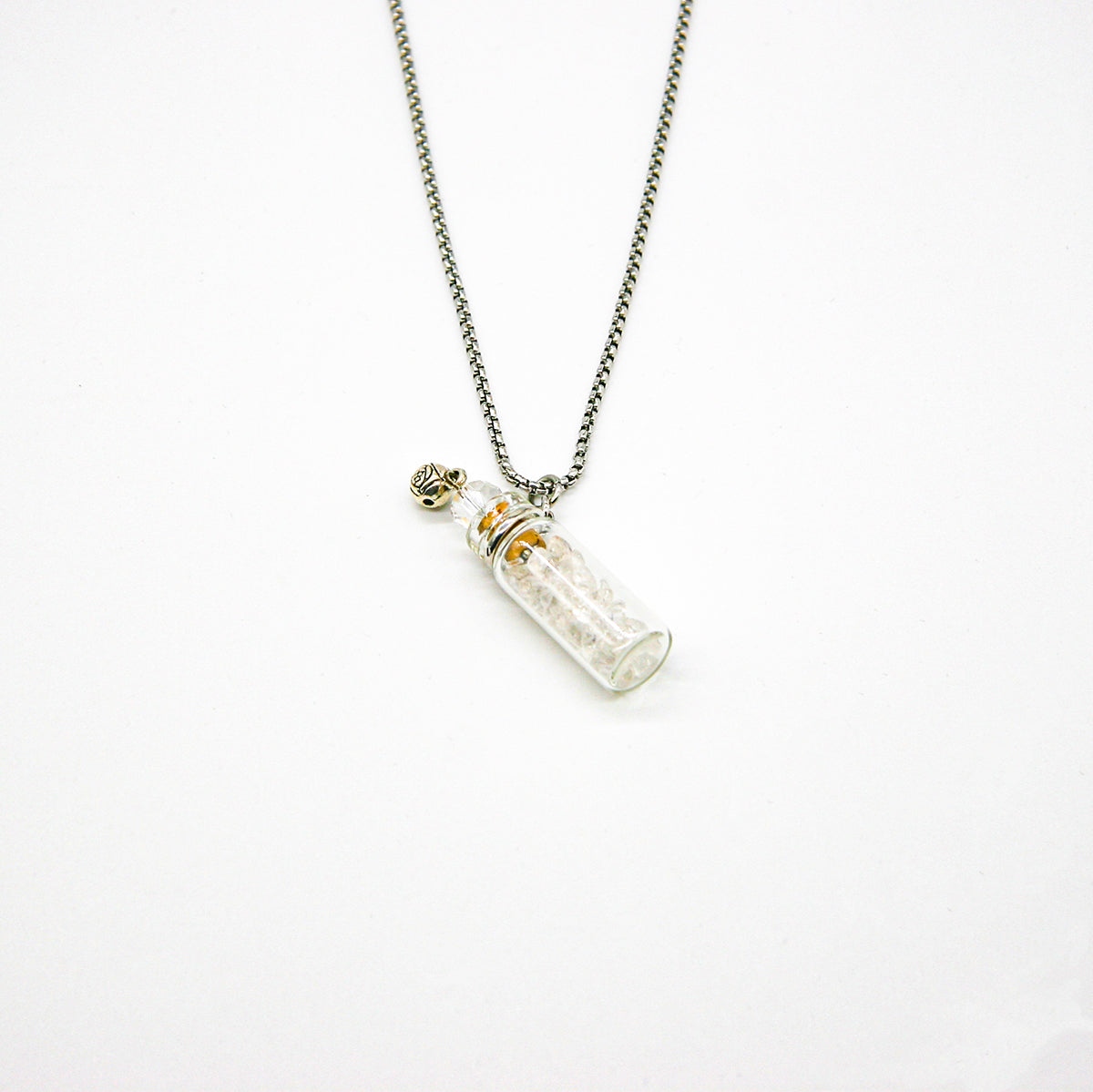 Clear Quartz Diffusing Necklace | Energy & Healing | Diffusing on the go | Perfect Gift