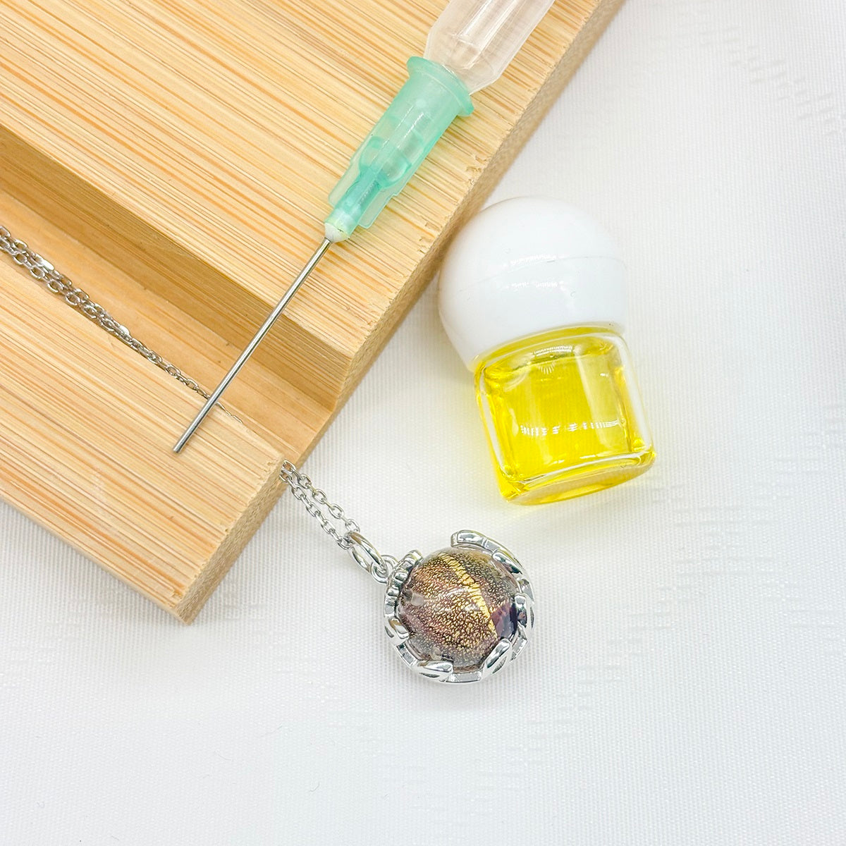 Planet Murano Aroma Necklace - Plutonian Amethyst | Energy & Healing | Diffuse on the go
