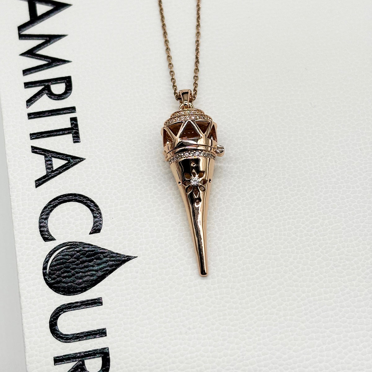 Cone Aroma Necklace | Energy & Healing | Diffusing on the go
