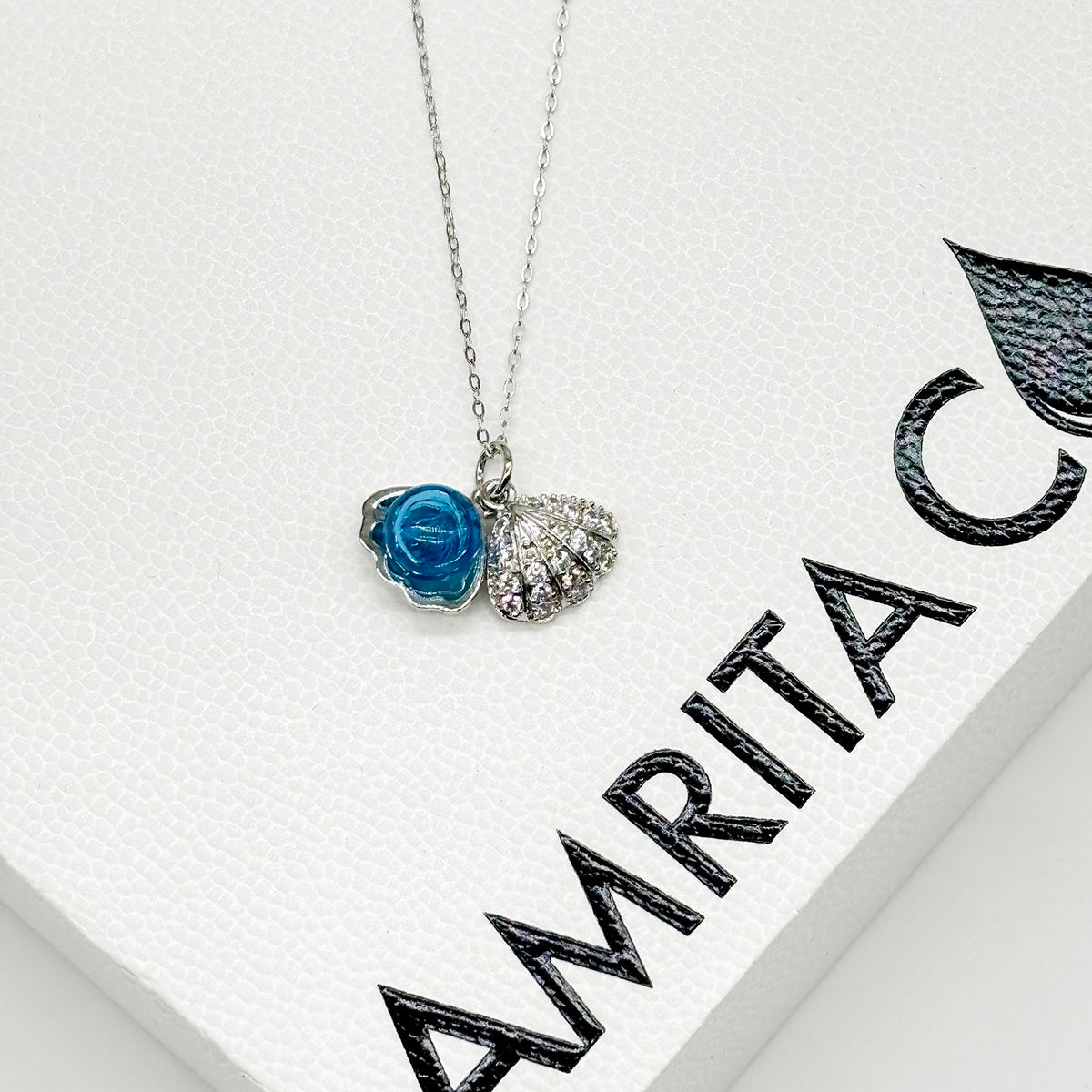 Diamond Shell Aroma Necklace - Aqua | Energy & Healing | Diffuse on the go | Sterling Silver Chain