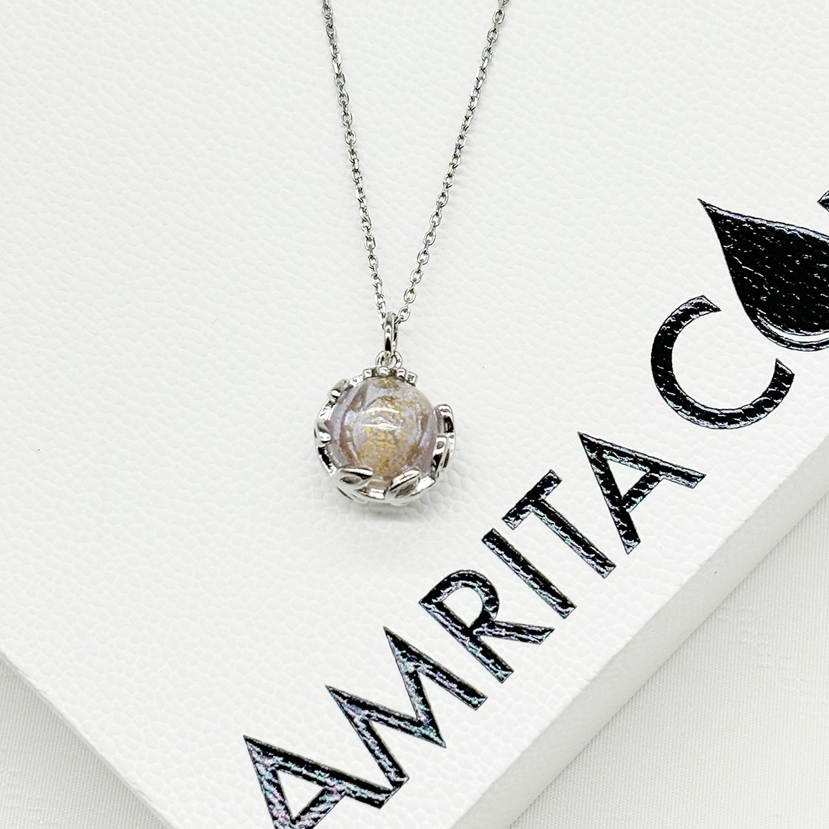 Planet Murano Aroma Necklace - Lunar Lavender | Energy & Healing | Diffuse on the go