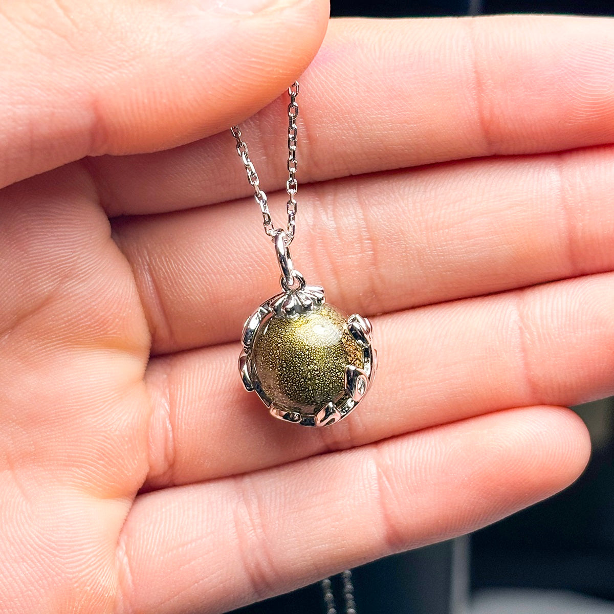 Planet Murano Aroma Necklace - Stellar Midnight | Energy & Healing | Diffuse on the go | Unique Gift