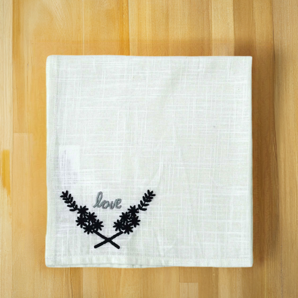 Table Cloth Napkins Set of 4 with Love Embroidery