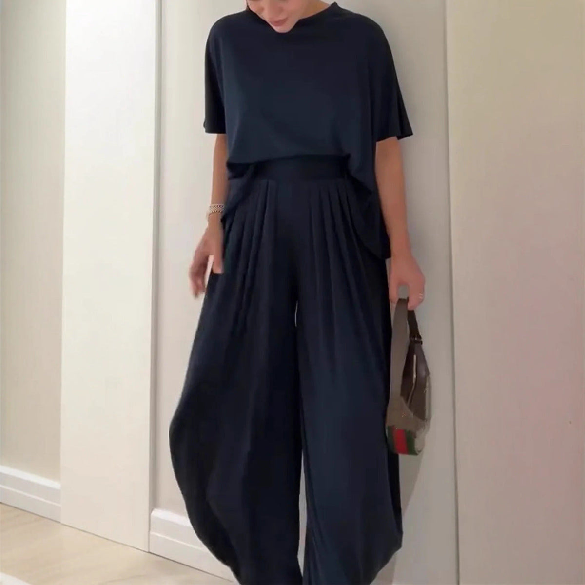 Solid Color Casual Loose Round Neck Wide Leg Pants Women's Suit