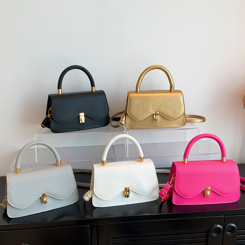 Stylish And Snakeskin Pattern Portable Shoulder Bag