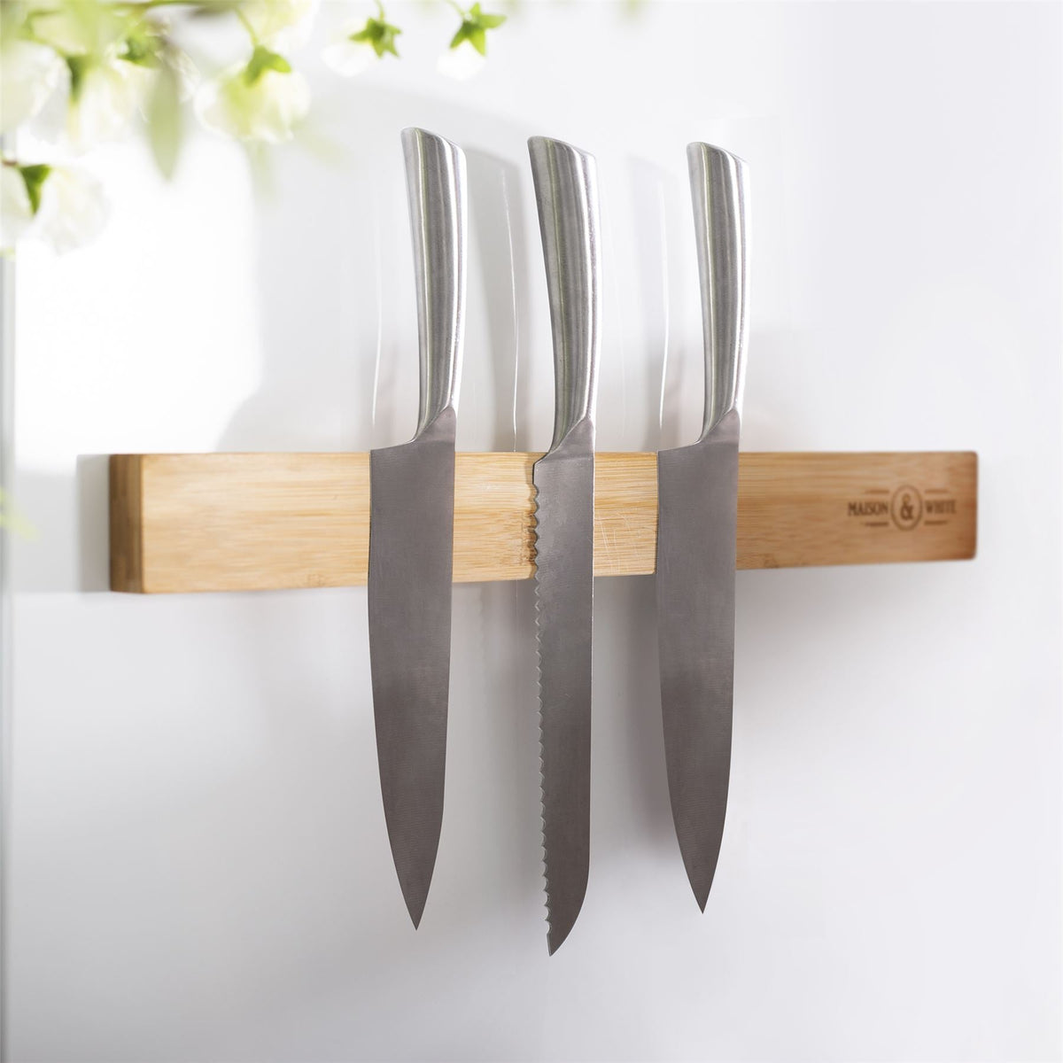 Bamboo Magnetic Knife Bar | M&W