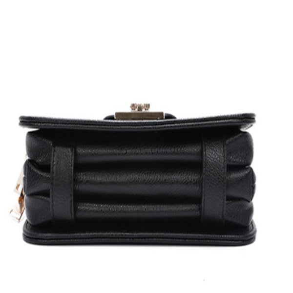 Chain shoulder bag