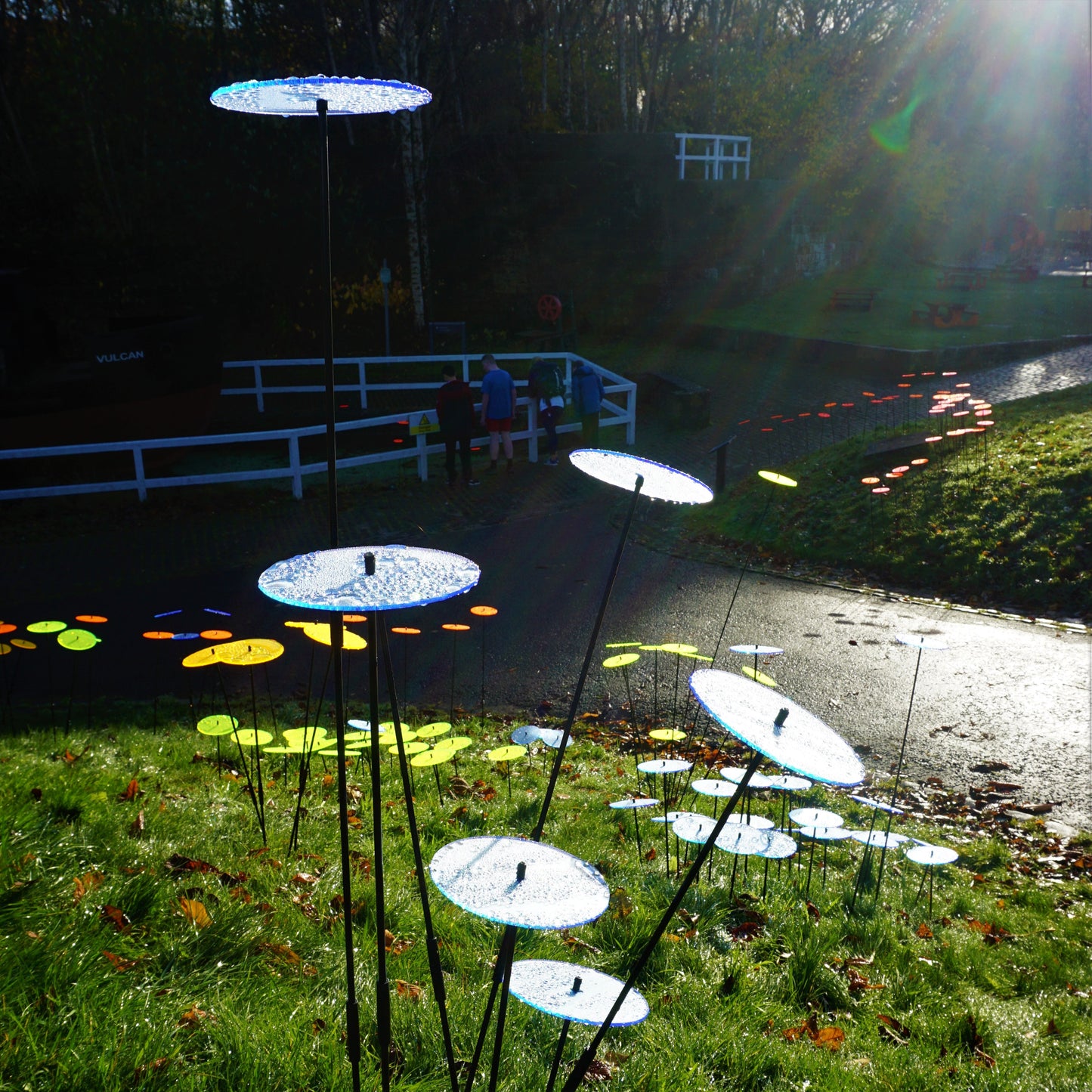 SunCatcher Sun Disc Garden Stakes – Set of 5 | Large Fluorescent Acrylic Garden Ornaments
