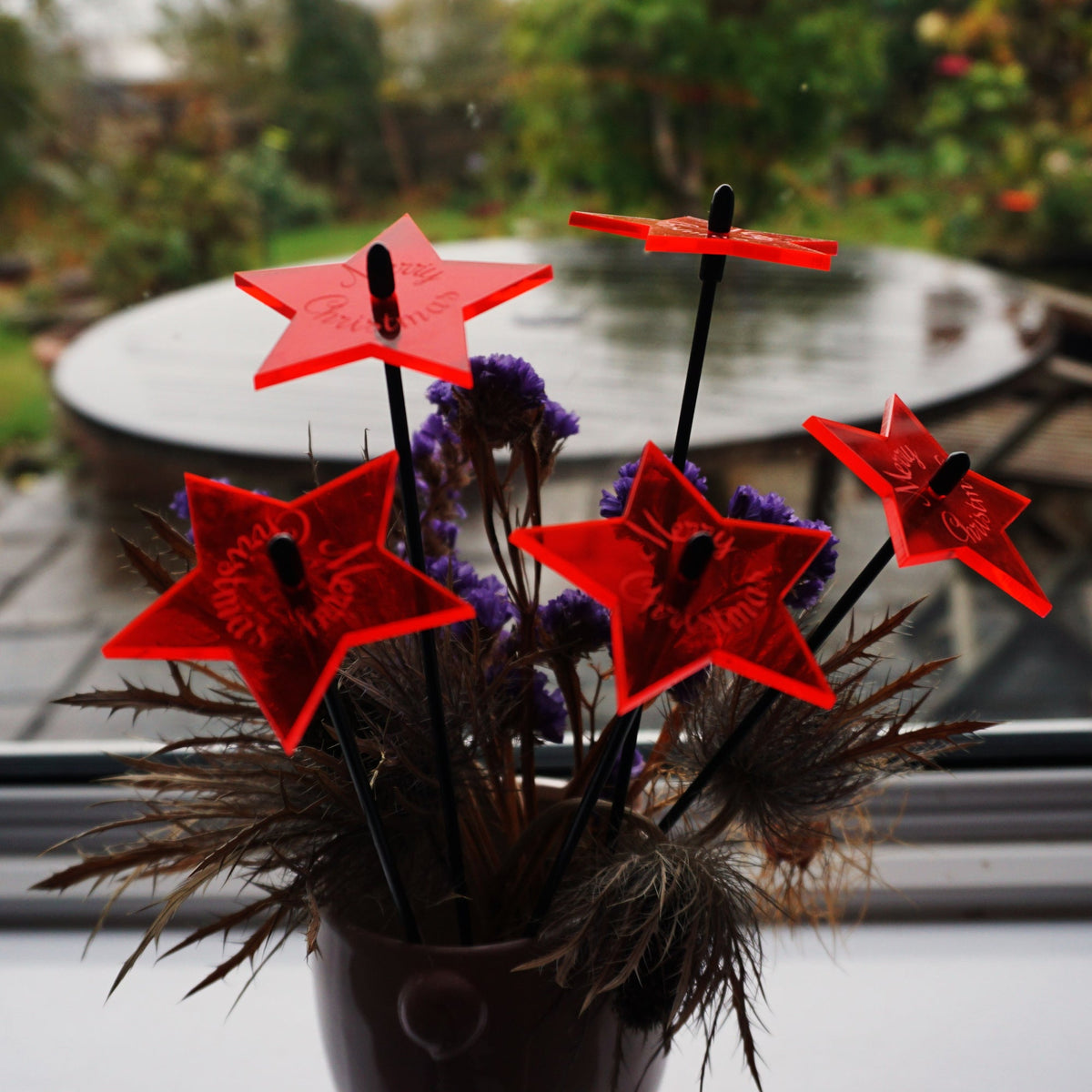 Small Set of 5 Shining Stars with Merry Christmas Message