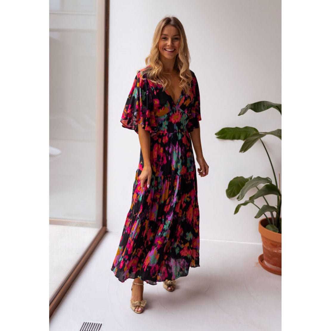 Women's V-neck Loose Backless Swing Dress