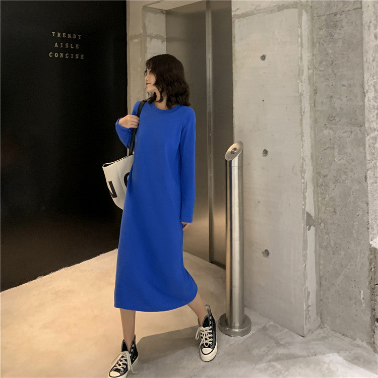 Loose-fitting Figure-flattering Long-sleeved Straight-cut Solid-color Dress