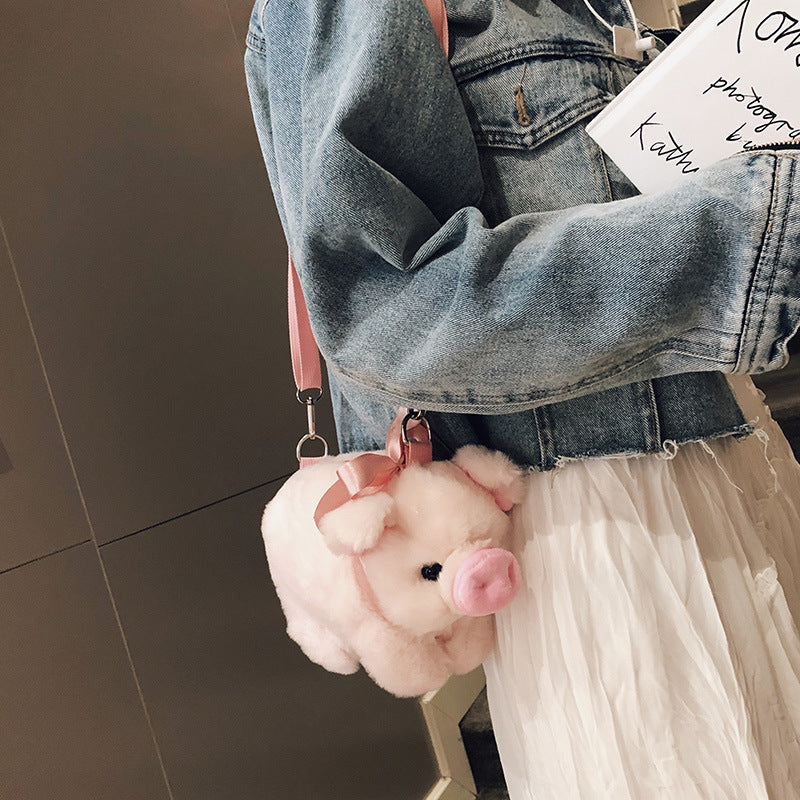 Fashionable And Personalized Piggy Shoulder Bag For Ladies