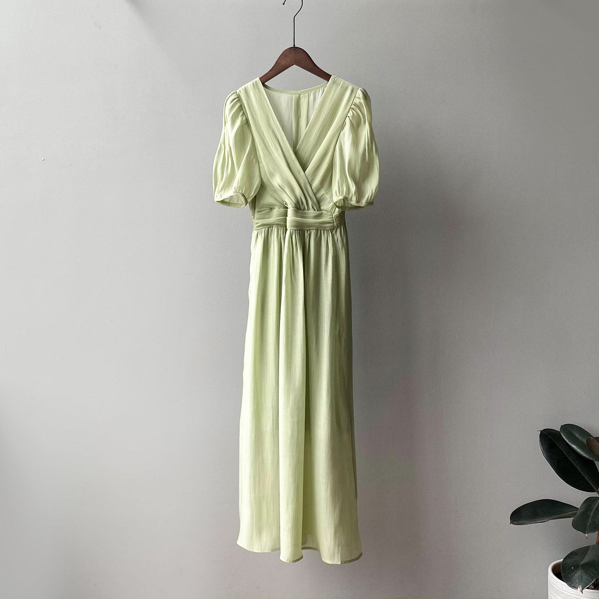 V-neck Dress Women Summer New Sweet Fairy