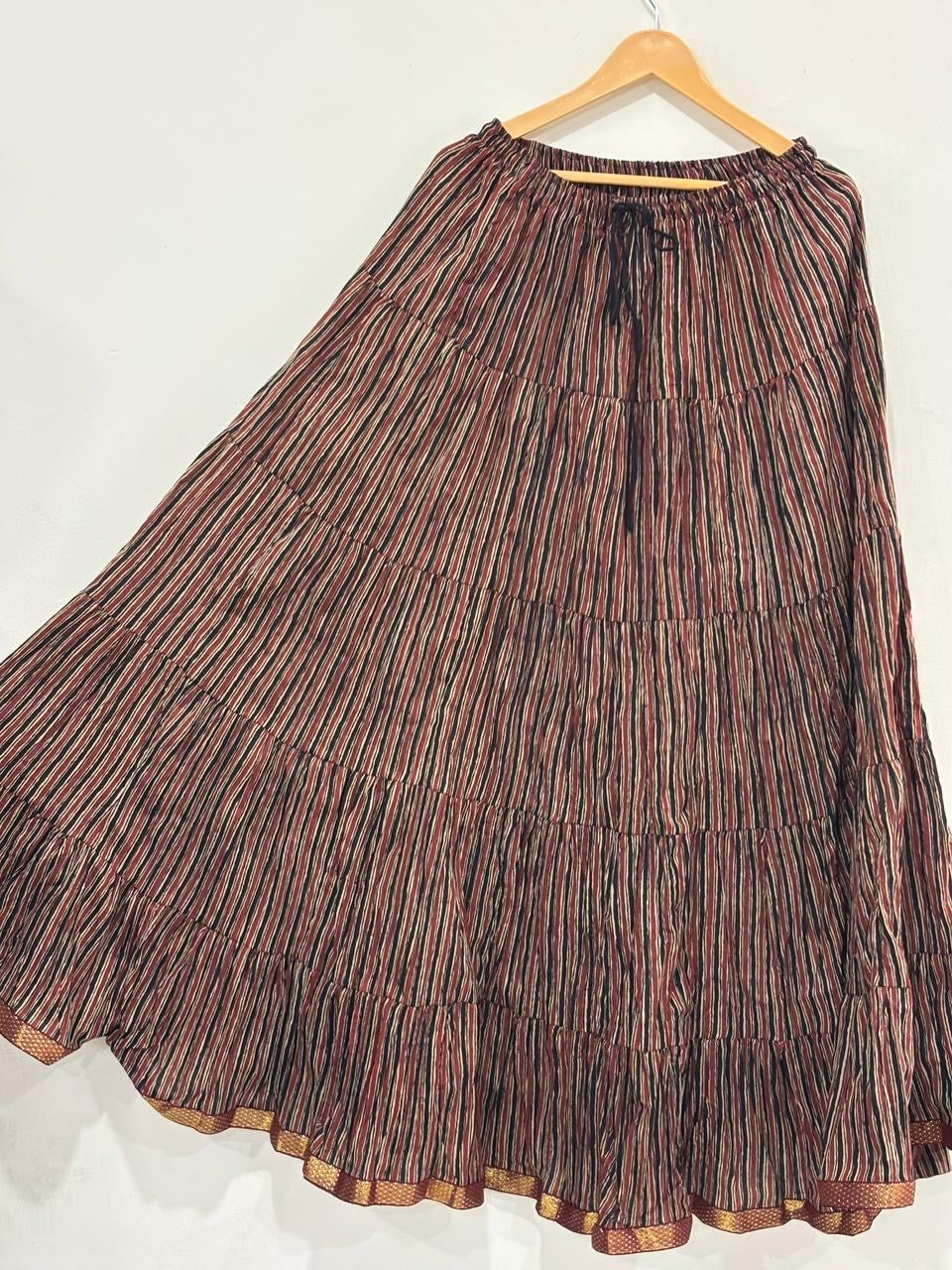 Blackfever Elegant Multicolour Striped Tiered Maxi Skirt – Free Size