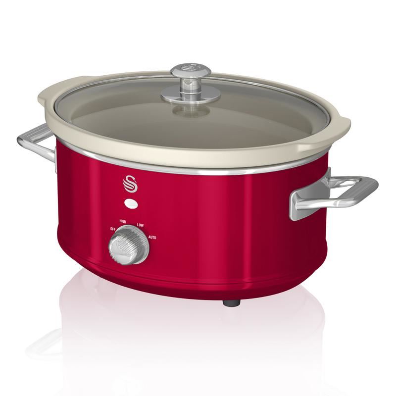 Swan 3.5L Red Slow Cooker Retro