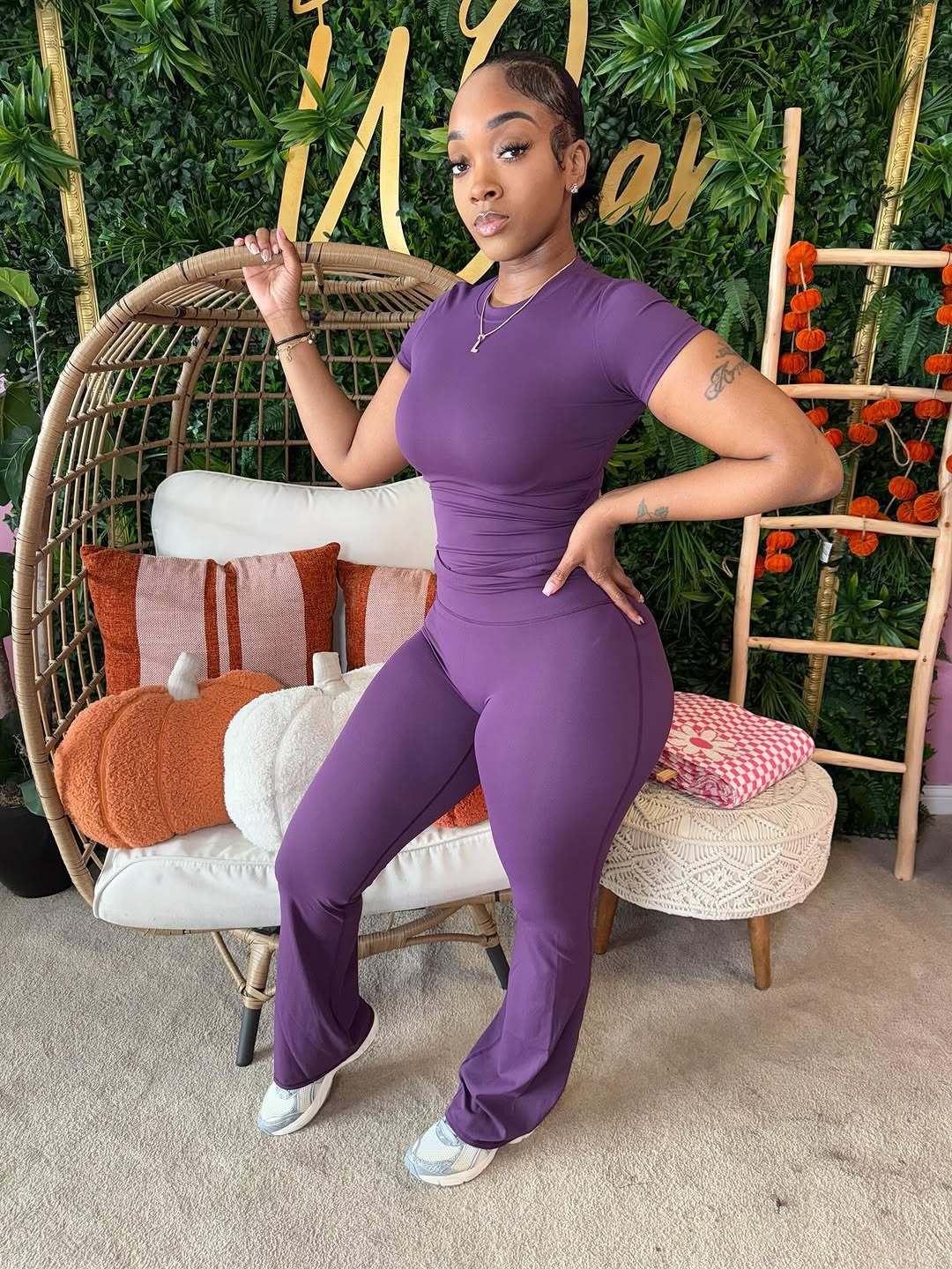 Fashionable Solid-Color Slim-Fit Stretchy Versatile Short-Sleeve Top And Pants Set