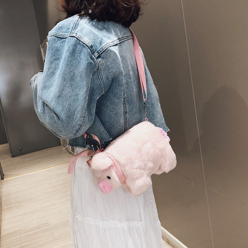 Fashionable And Personalized Piggy Shoulder Bag For Ladies