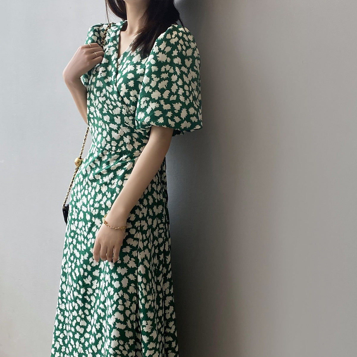 V-neck Floral Dress Women"s Summer New French Forest