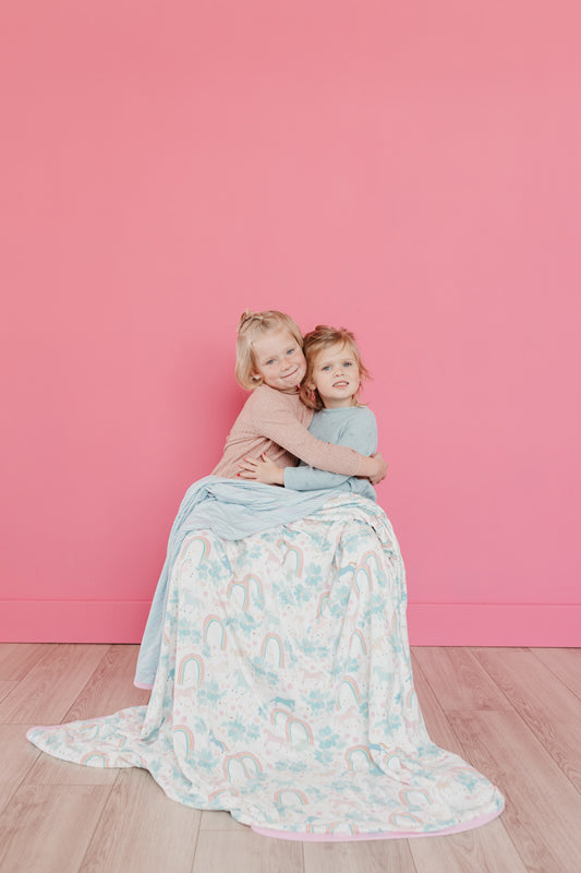 Copper Pearl Jumbo 3-Layer Stretchy Quilt – Whimsy