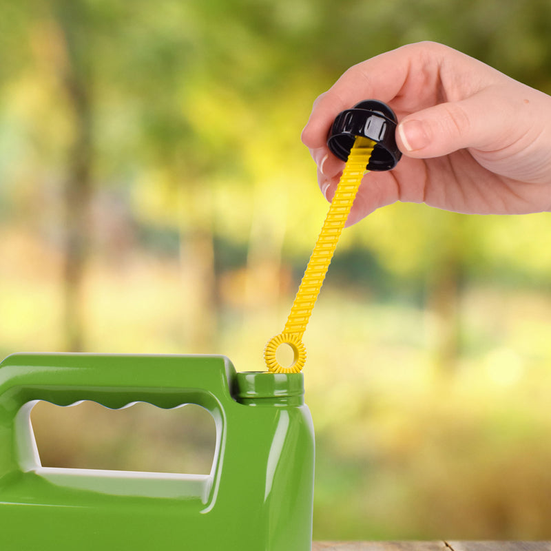 Tomy John Deere Bubble Leaf Blower & Refill Can | Outdoor Toy for Kids 3+