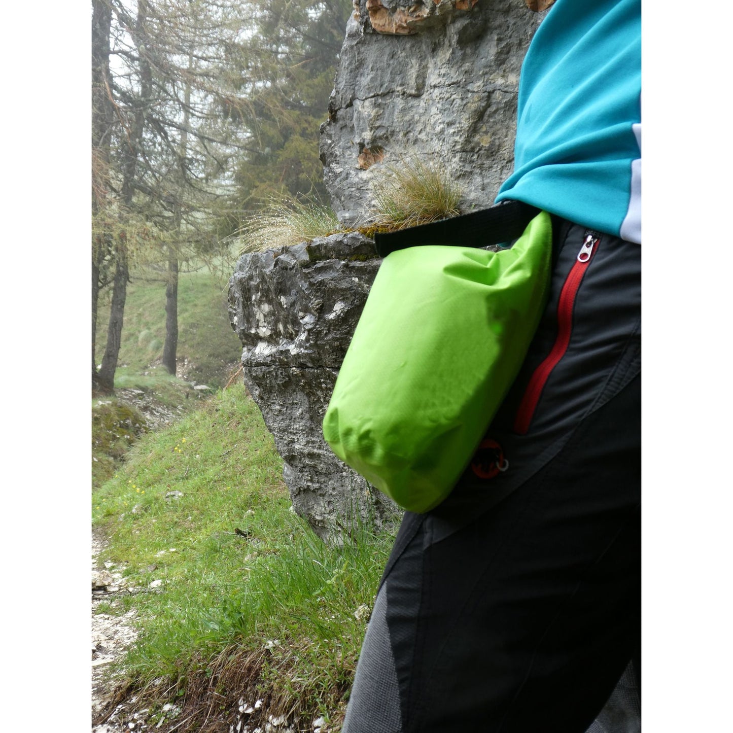BasicNature 210T Waterproof Dry Bag | Lightweight Roll-Top Packsack (2L–35L)